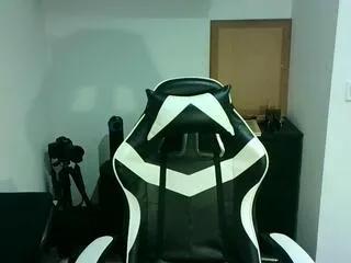 kevin_hotter — Freechat on Flirt4Free