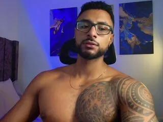 liiam_garcia on Flirt4Free 