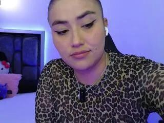 lola_dove on Flirt4Free 