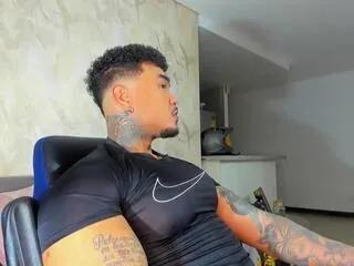 zeus_strong — Freechat on Flirt4Free