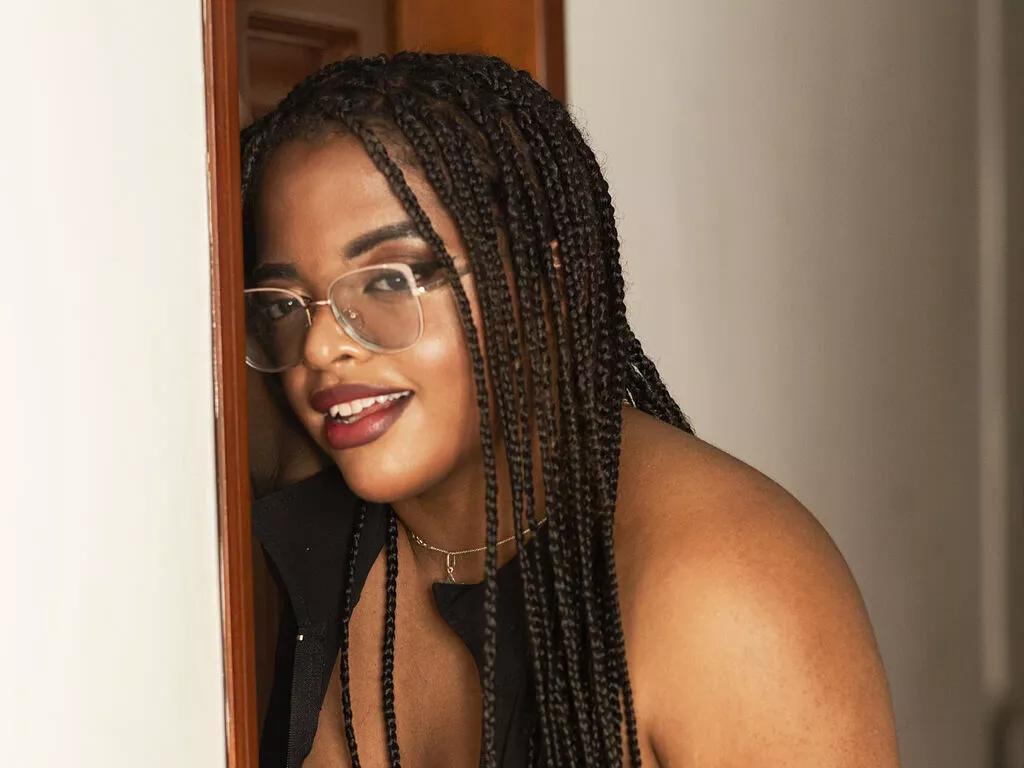 ConieLaurenth — I like to go shopping, I really love music, drawing and going out to see new places, I like animals and planted flowers, I like that they dedicate time and attention to me, I like that they give me very elaborate details that show that they truly...