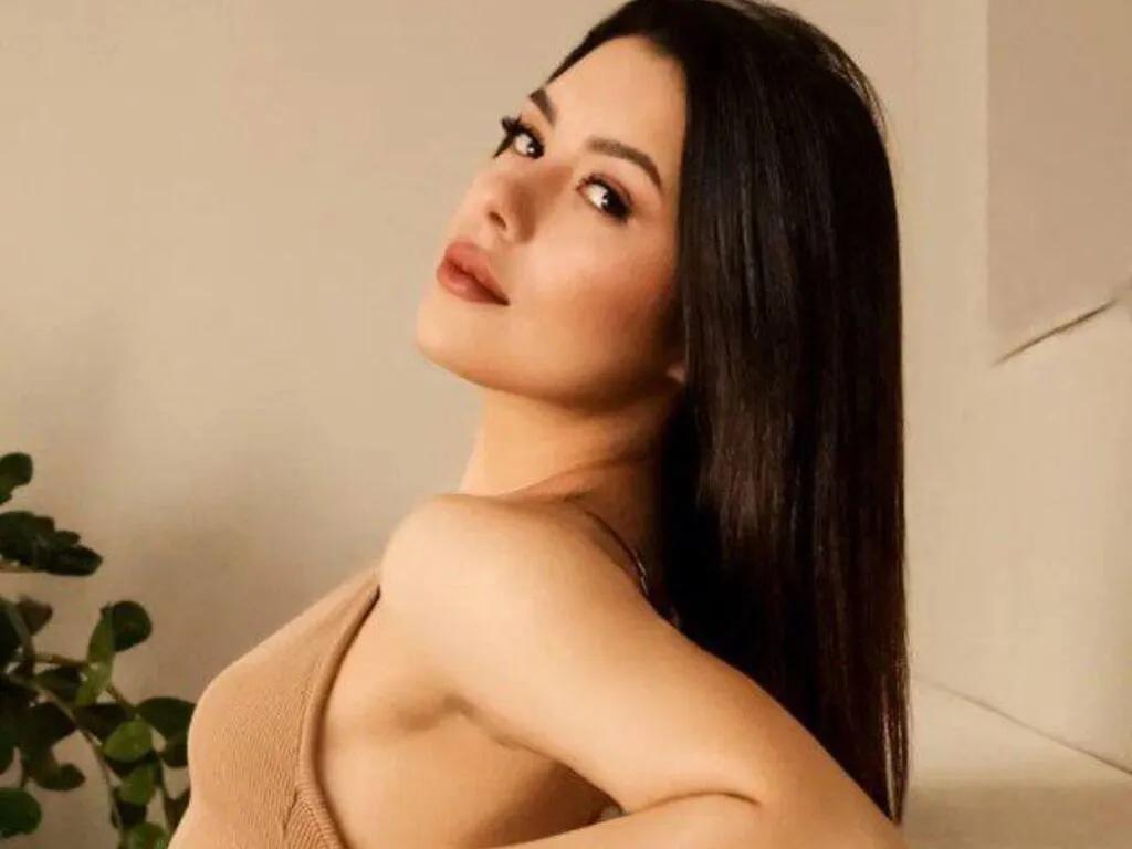 DonnieVeilleux — I love playful vibes, honest people, and a bit of teasing fun..