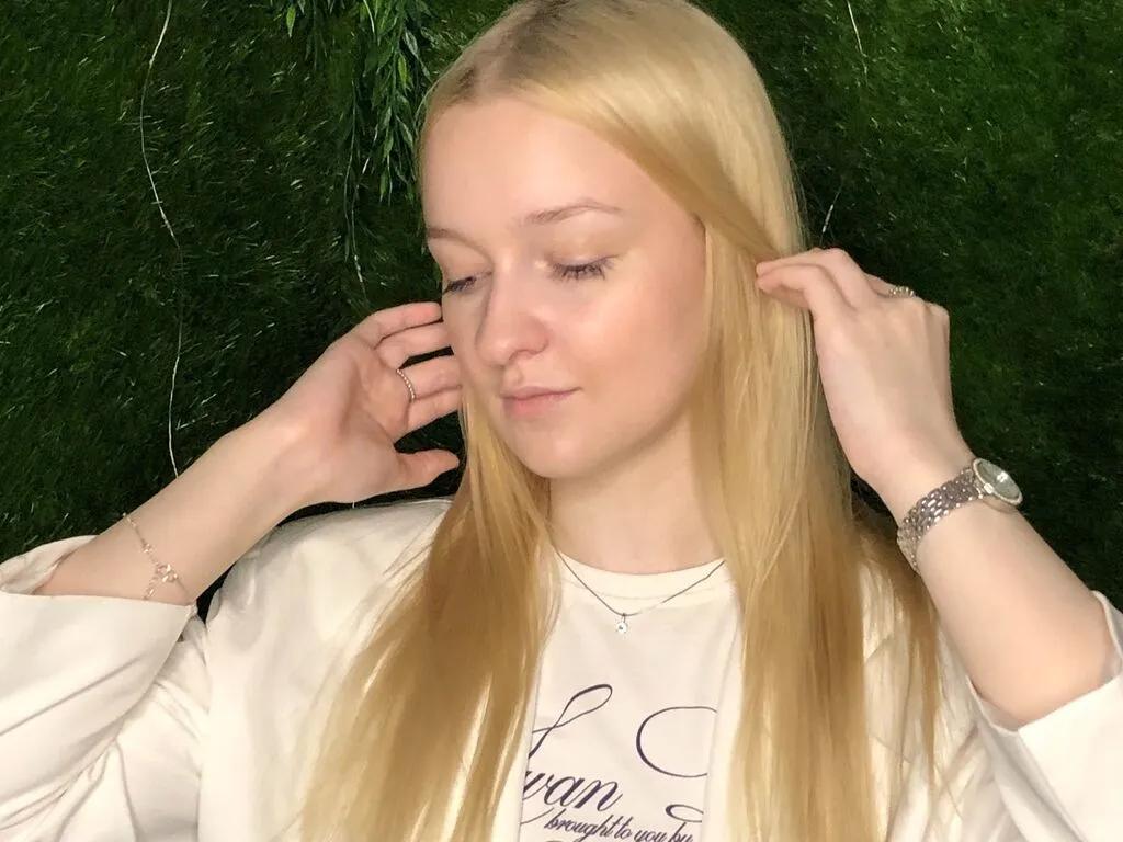 MadalineStehlik — I like people who aren't afraid to show their individuality! I adore men with a strong inner core, incredible charisma and a good sense of humor. I believe that people need each other to exchange emotions. I try to always be positive and open to the...