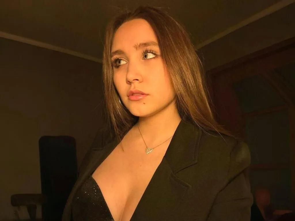 UdeleBroadhurst — I also really love animals and especially horses!! I study equestrian sports, and I love the feeling of connecting with nature 