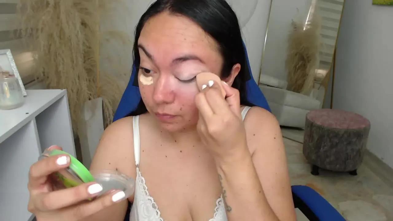 Aaliyah_cute on Streamray 