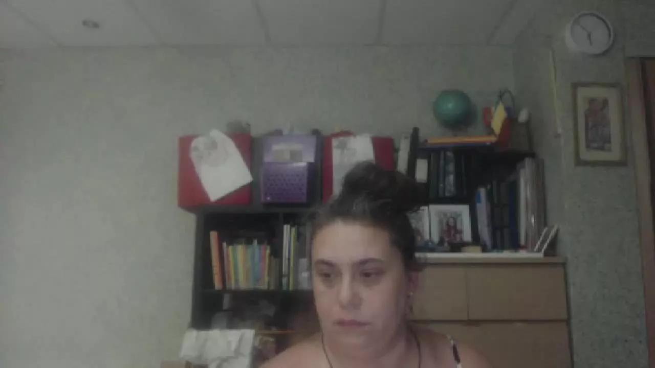 mayalove6969 on Streamray 