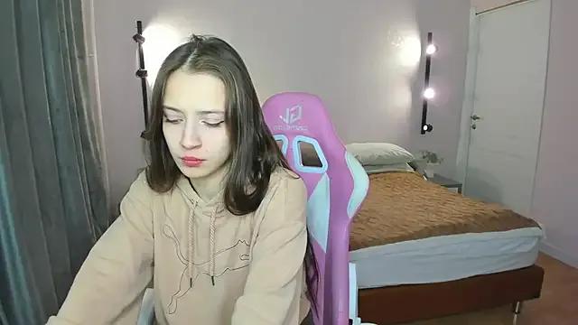 Belle_Wa1ker — Group on StripChat