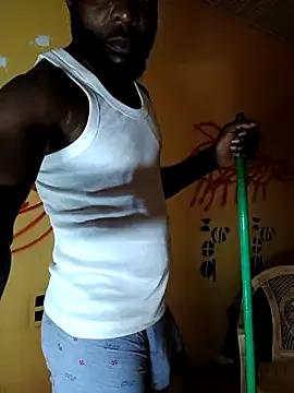 bigblackbangerkay on StripChat 