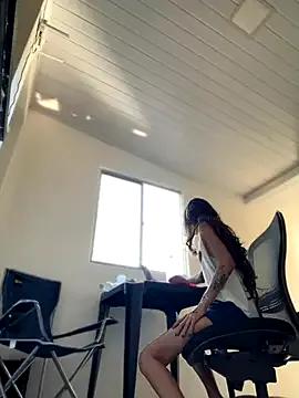 casalskunk — Tirar a roupa e comear a brincar