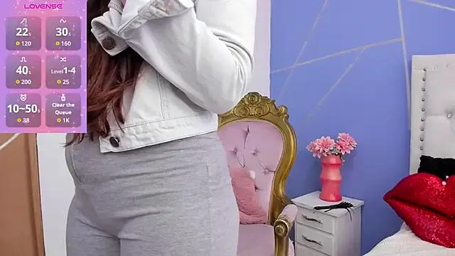 DannaMishellx_ — Twerking bigass