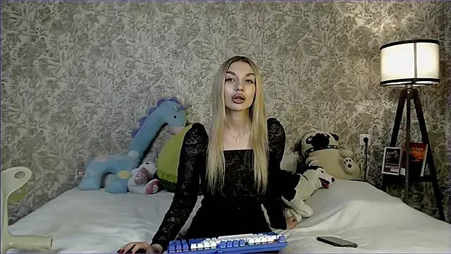 Ella_Milla on StripChat 