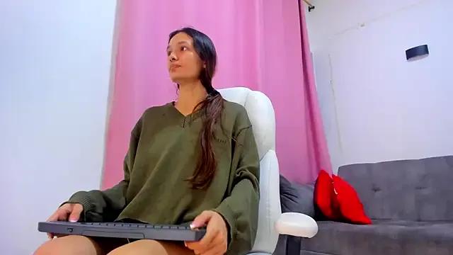 gaaby_foxx on StripChat 