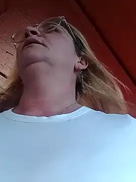 Goldenndoll — New toy