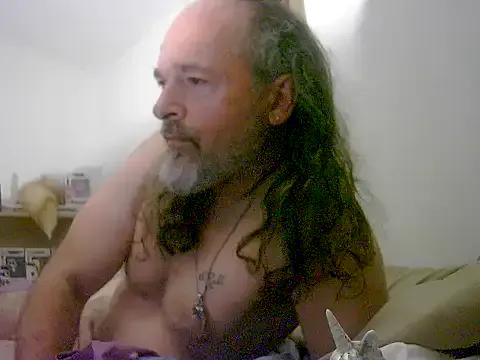 HippieDad333 on StripChat 
