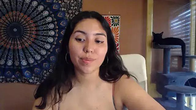 IntimateTales on StripChat 