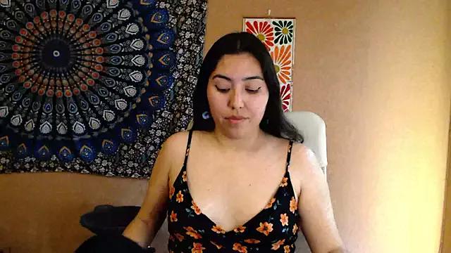 IntimateTales on StripChat 