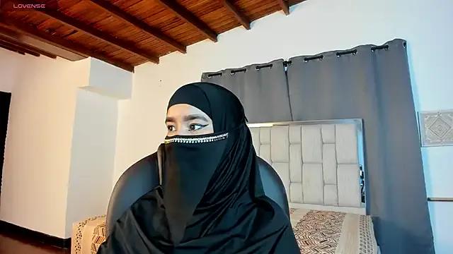 kalila_latif — I get naked and masturbate