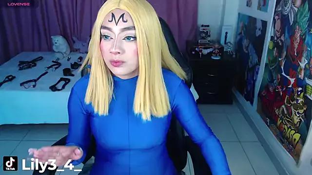 lily3_4 on StripChat 