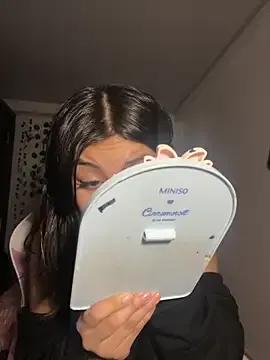 LiLy_kIndly on StripChat 