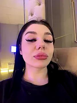 MaeveMoon — show breasts