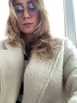 Puzdosia — Rubbing your nipples on the countertop