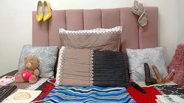 RoundaAssx22 — The WHITE dildo is on it's way daddies