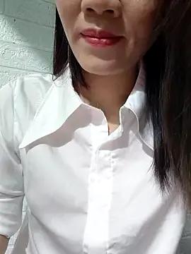 Singlemom69x — riding a dildo