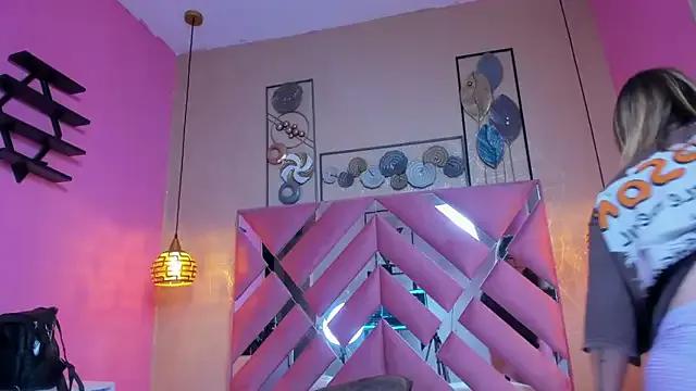 SweetMichel_ on StripChat 