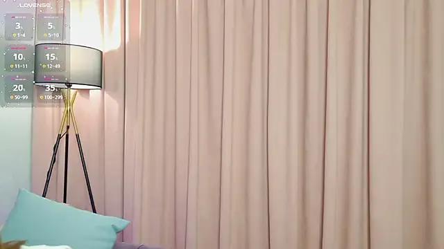 ur_shy_bambi — Suck fingers close up