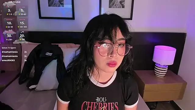 vi_anaya — show boobs bounce